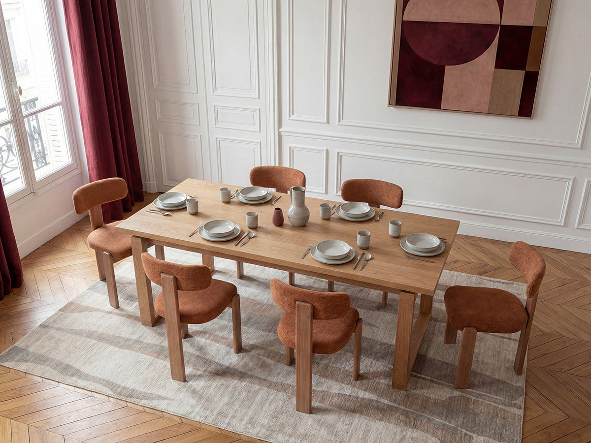MARIN set eettafel 220 cm in eikenkleur + TANYA stoelen in massief eiken en textuurstof