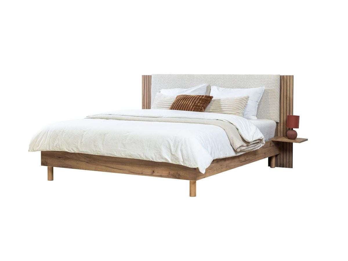 LIOR bed met massieve lattenbodem en poten van natuurlijk hout
