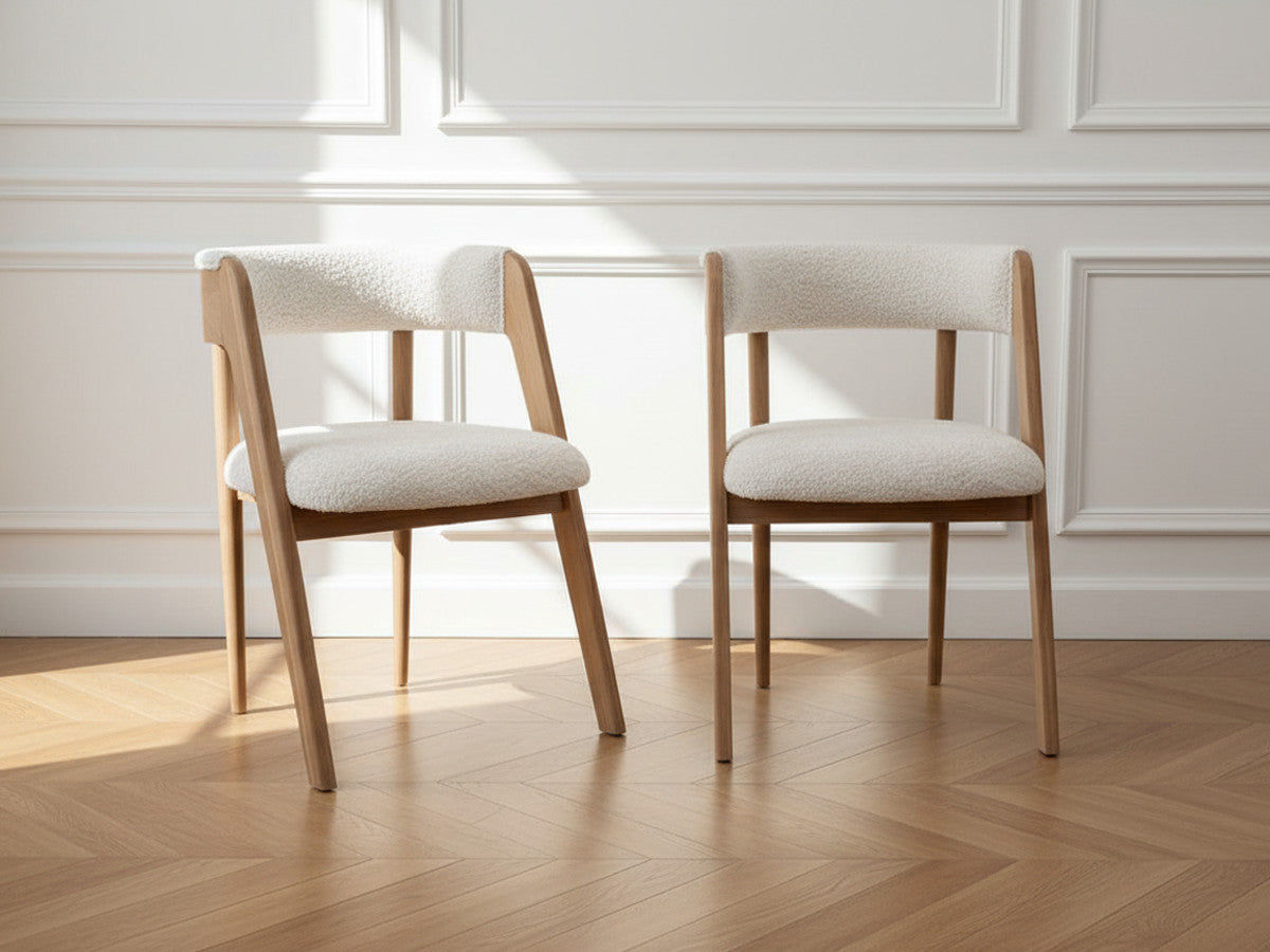 Set van 2 BASTIDE stoelen in massief eikenfineer en badstof