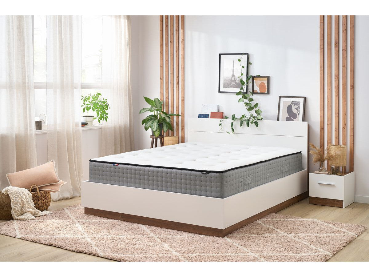 Matelas JOSEPHINE 30 cm 672 ressorts ensachés + latex + mémoire de forme