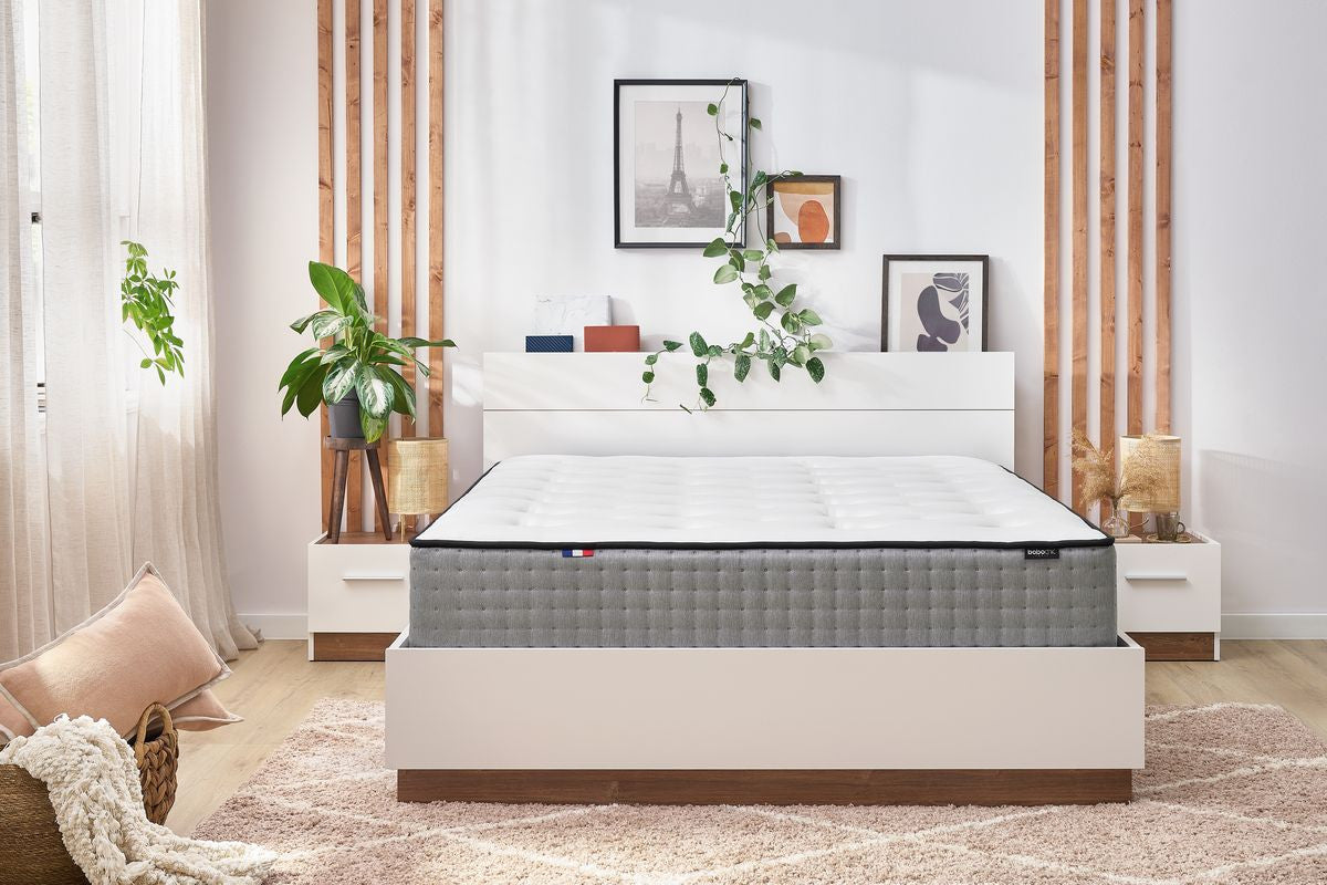 Matelas CAPUCINE 30 cm 672 ressorts ensachés + mémoire de forme