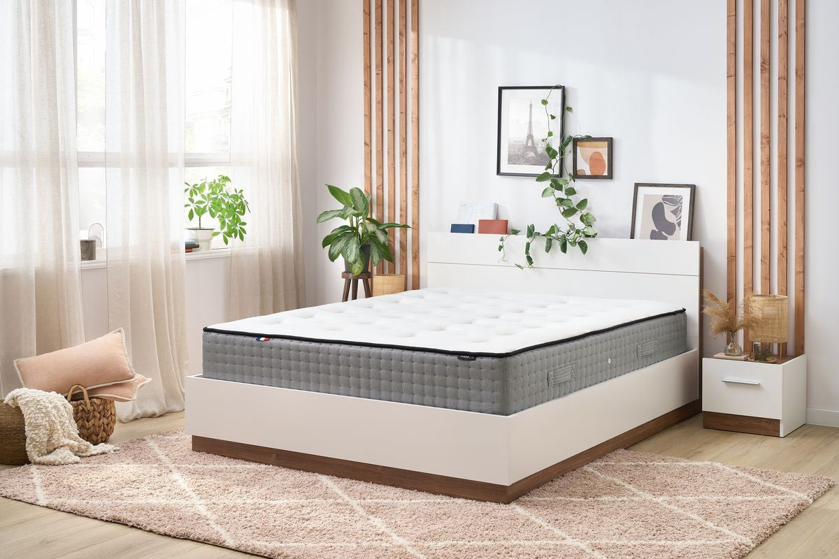 Matelas JOSEPHINE 30 cm 672 ressorts ensachés + latex +  mémoire de forme