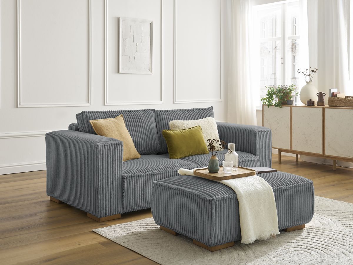 Canapé droit fixe 2 places CHELSEA gros côtelé doux avec pouf