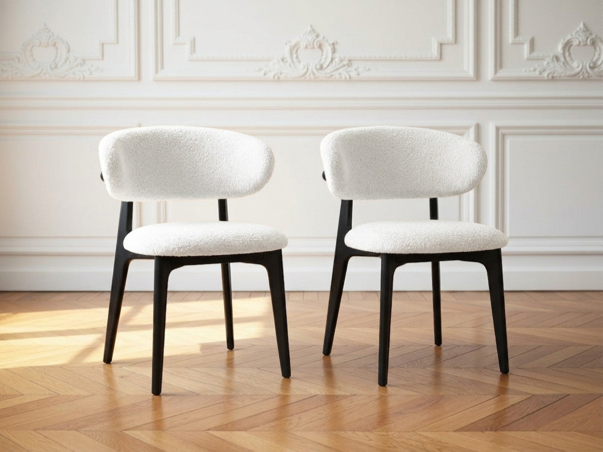 Lot de 2 chaises en bois de hêtre ROSINE tissu bouclette