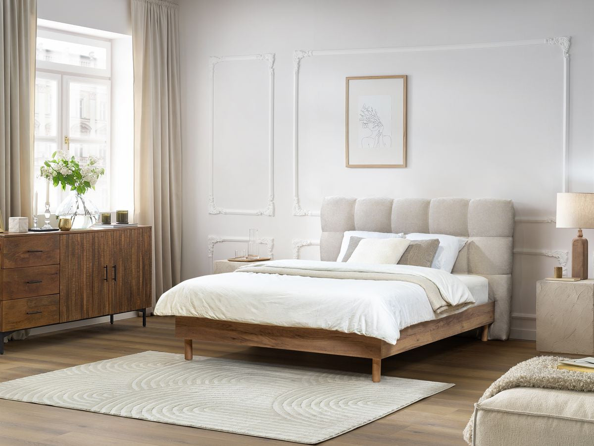 KUMO bed met massieve lattenbodem en poten van natuurlijk hout